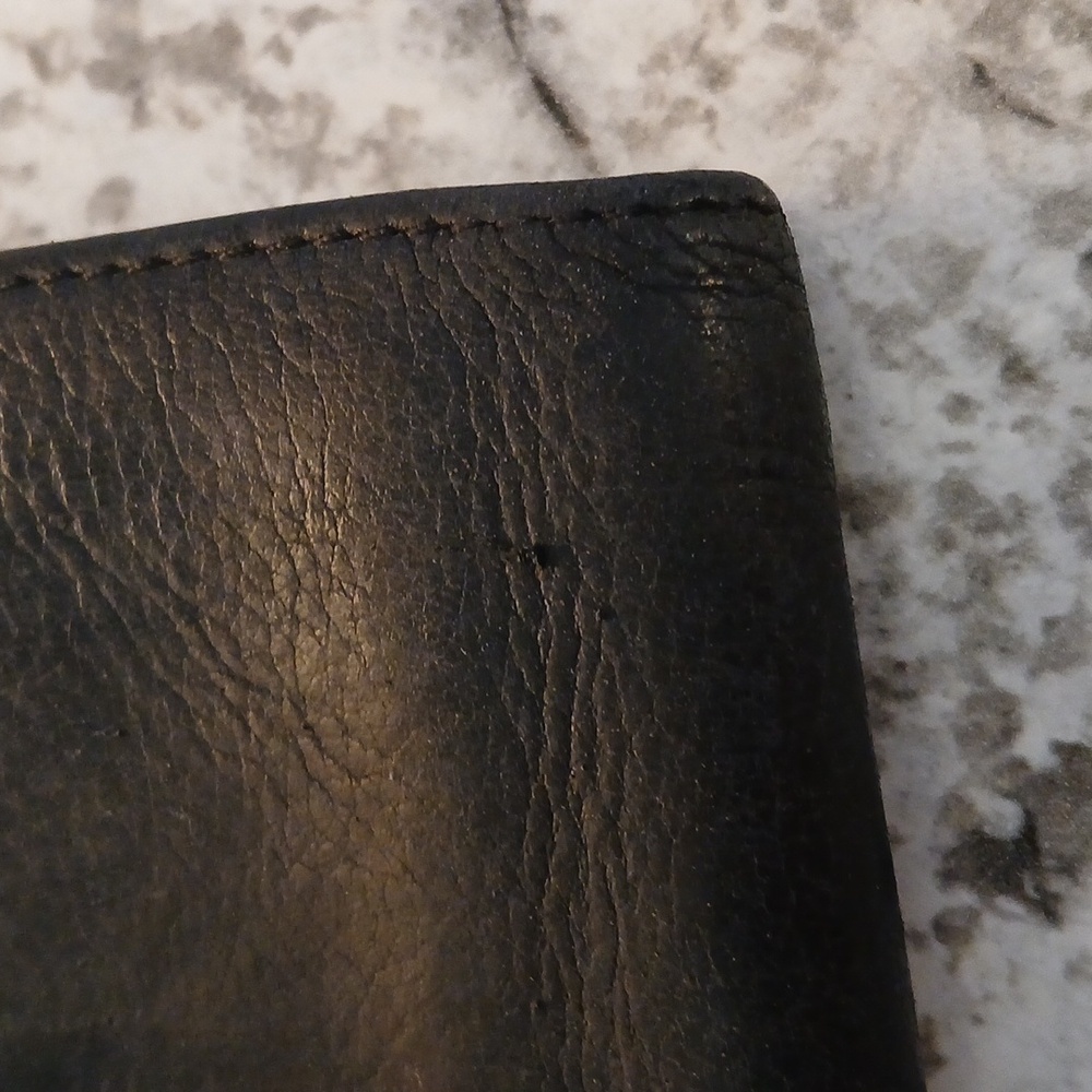 Vintage 90s Fossil Black Leather Wallet Checkbook Holder - Picture 5 of 11